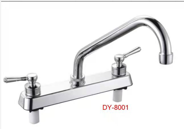 En stock transfronteriza de América del Sur grifo de agua caliente y fría pieza de cerámica doble interfaz de plástico grifo de la cocina a prueba de salpicaduras