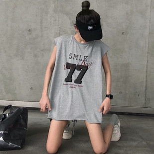 �n��󱳽�����ĸT�������e���L��o������Ů�bS1065��77����
