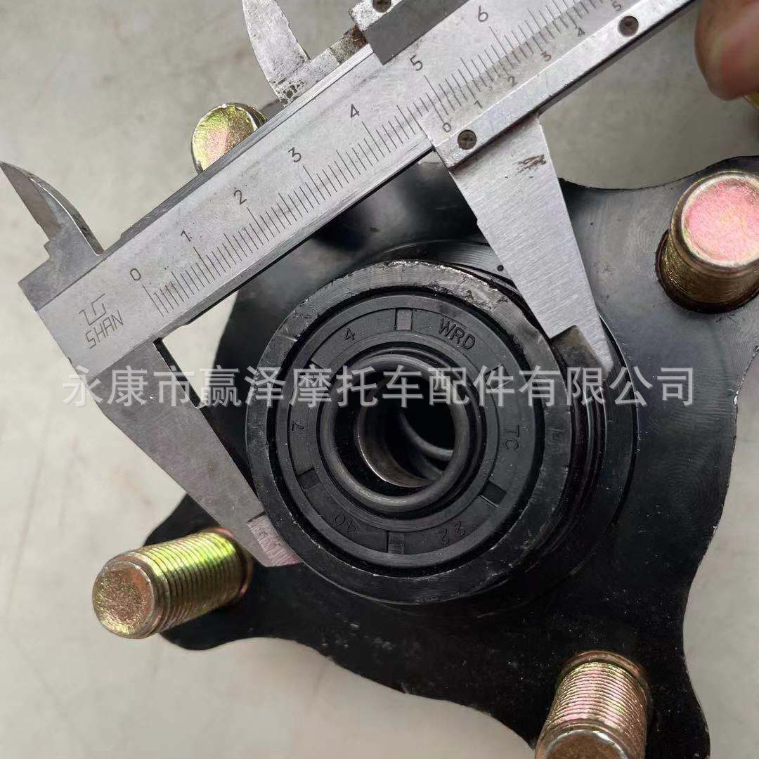 Four-wheel off-road motorcycle, go-kart, ATV front wheel disc brake, fork knuckle flange with diagonal 10-hole spacing