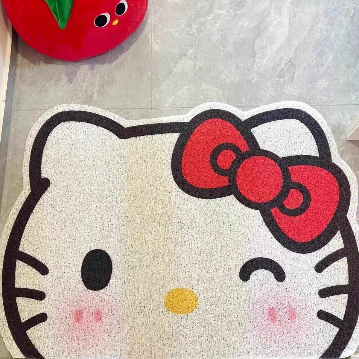 Q版ハローキティの玄関用除塵シルクサークルドアマット、家庭用玄関エリアフロアマット、カートゥーンカーペットとしても使用可能、カット可能、滑り止め付き。