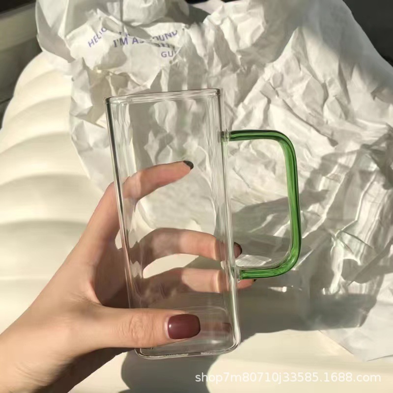 Cristal cuadrado de alta gama de alto aspecto estilo retro nuevo resistente al calor hogar a prueba de explosiones de negocios taza de agua borosilicato taza de té