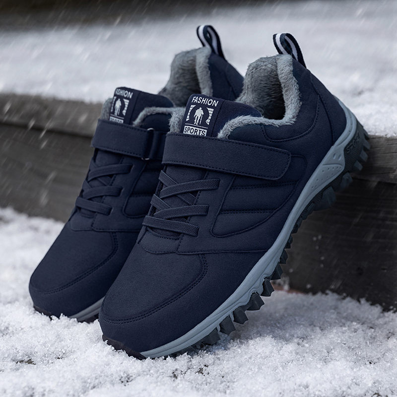 Deep blue man (D6969)