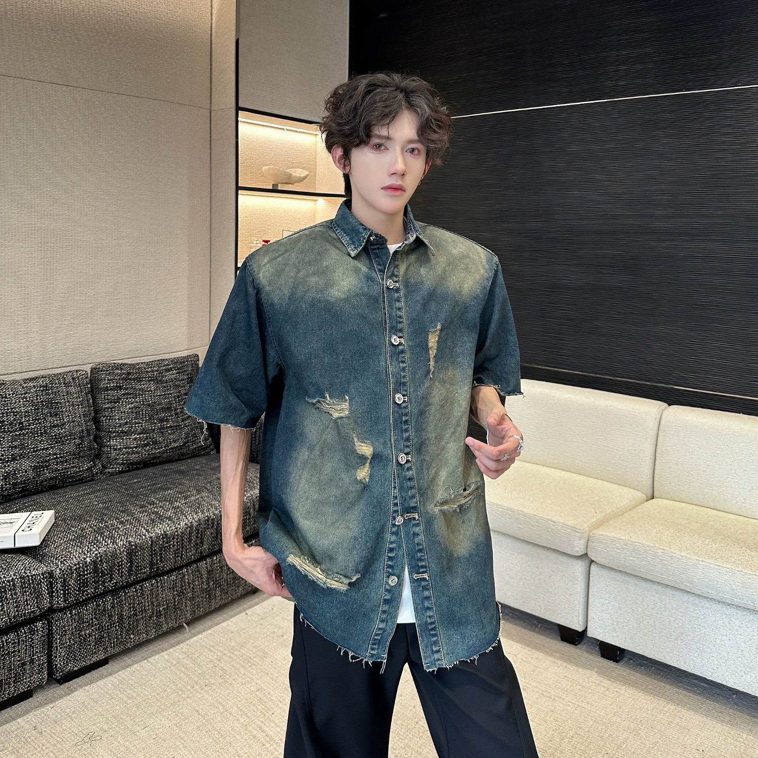 Мужская рваная джинсовая куртка в американском ретро-стиле летом, высококачественная и красивая джинсовая рубашка с короткими рукавами.