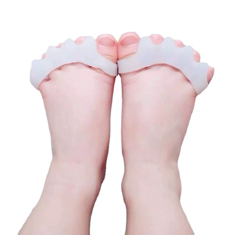 Детский комплект с пятью отверстиями для пальцев ног с перекрытием большого пальца вальгусного пальца ноги, мягкая и удобная защита для пальцев ног