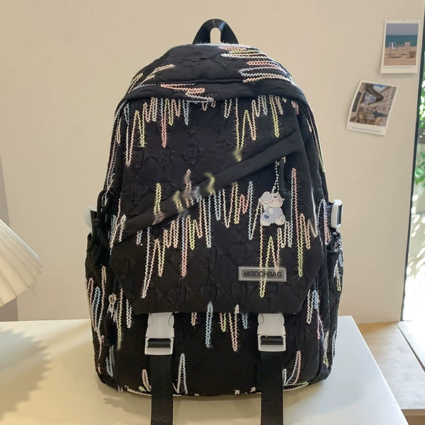 Black small single bag with 1 listing
