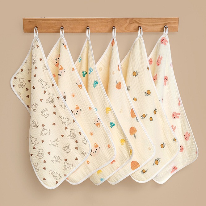 Four-layer Crepe Children's Towel Soft Absorbent Printed Baby Small Towel Handkerchief Baby Face Towel Spit Towel Four-layer Crepe Children's Towel Soft Absorbent Printed Baby Small Towel Handkerchief Baby Face Towel Spit Towel
