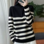 新款高立领加厚女士针织衫