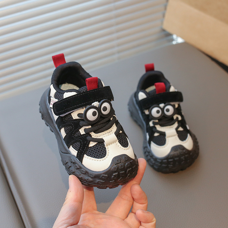 2025 primavera nuevos zapatos deportivos para niños, zapatos para niños pequeños de malla para niñas, zapatos para correr para niños de dibujos animados antideslizantes