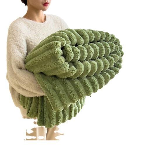 Flannel throw blanket, thick and warm coral plush blanket, milk plush cover blanket, office nap rabbit fur blanket, bedding