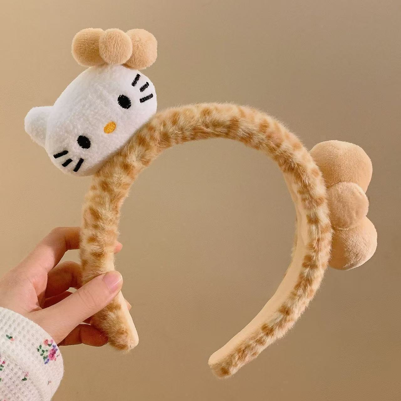Fg315-coffee leopard cat