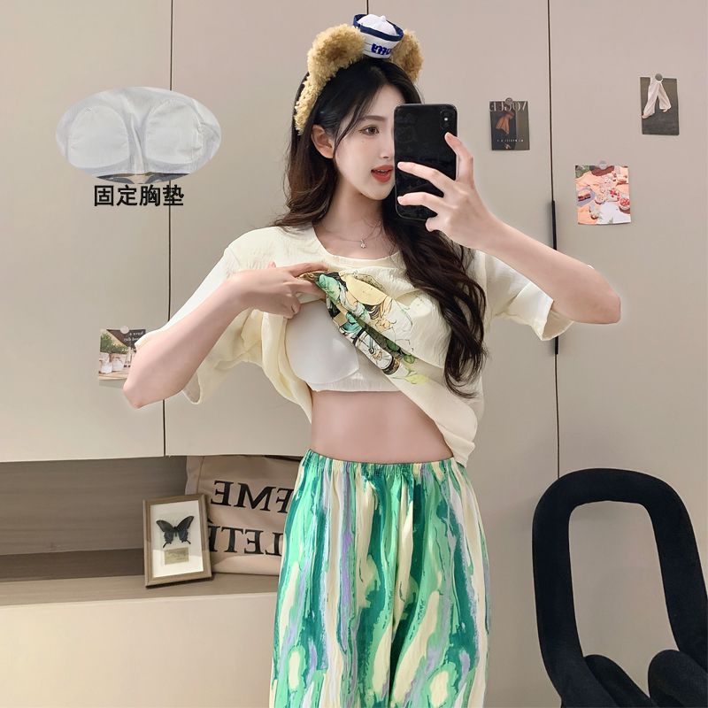 Spot al por mayor nubes de algodón con cojín de pecho pijamas de verano para mujeres lindas estudiantes dulces pantalones de mangas cortas ropa para el hogar set