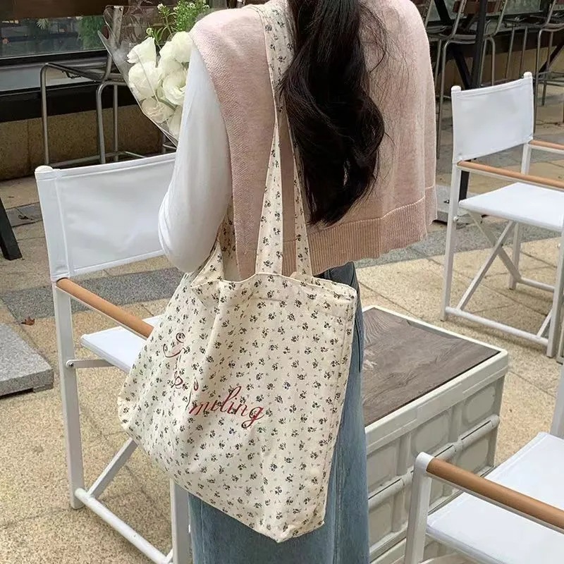 국경 간 새로운 프랑스 복고풍 꽃 가방 틈새 편지 소녀 어깨 캔버스 가방 예술적 신선한 쇼핑백