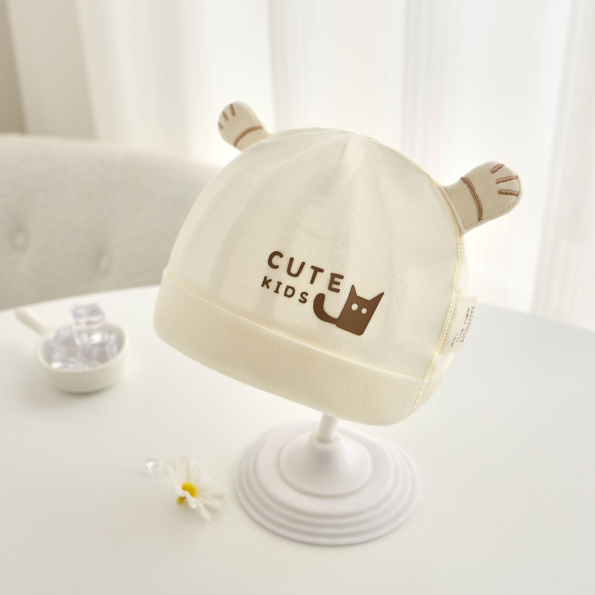 Fortune kitten hat-yellow