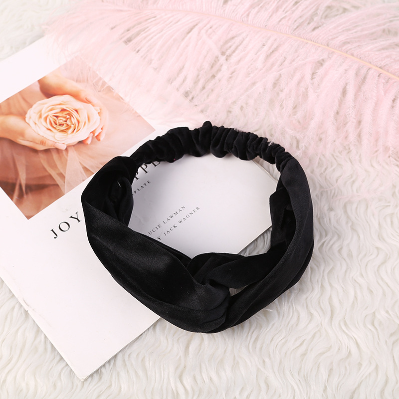 Europa y América transfronteriza cruzada banda de pelo de franela de color sólido banda de pelo de las mujeres Internet celebridad elástico alto elástico accesorios para el cabello cuerda de pelo al por mayor