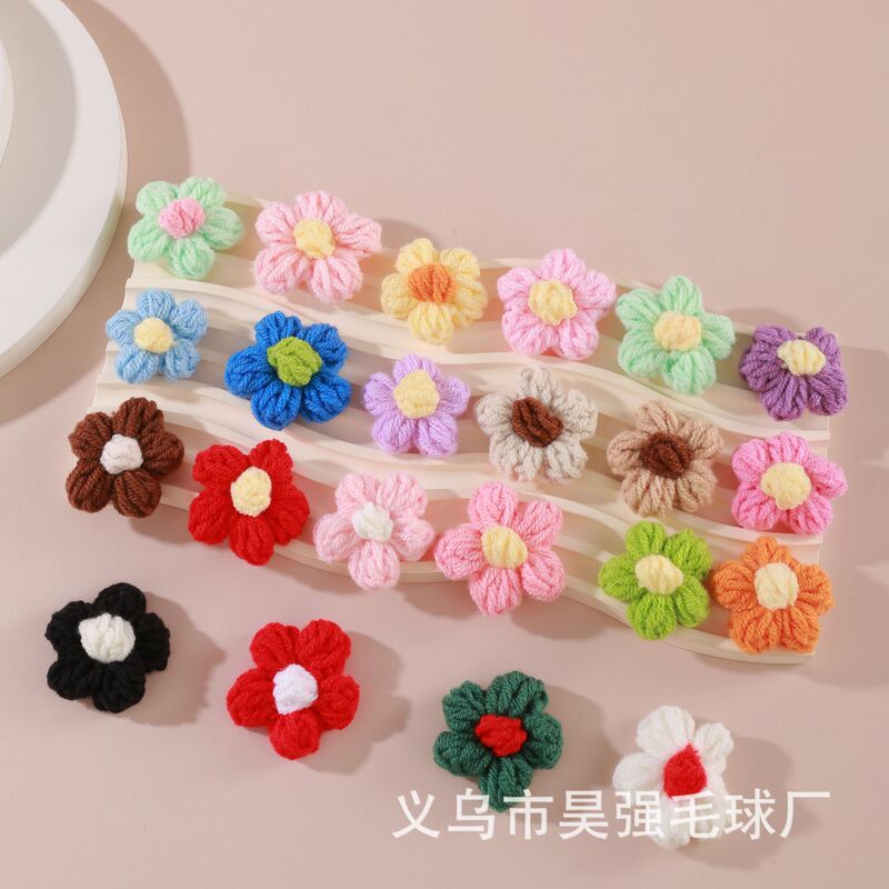 Spot Handmade Crochet Puff Flower 4cm Wool DIY Flower Brooch Pin Accessories Teacher's Day Mother's Day Outfit Spot Handmade Crochet Puff Flower 4cm Wool DIY Flower Brooch Pin Accessories Teacher's Day Mother's Day Outfit
