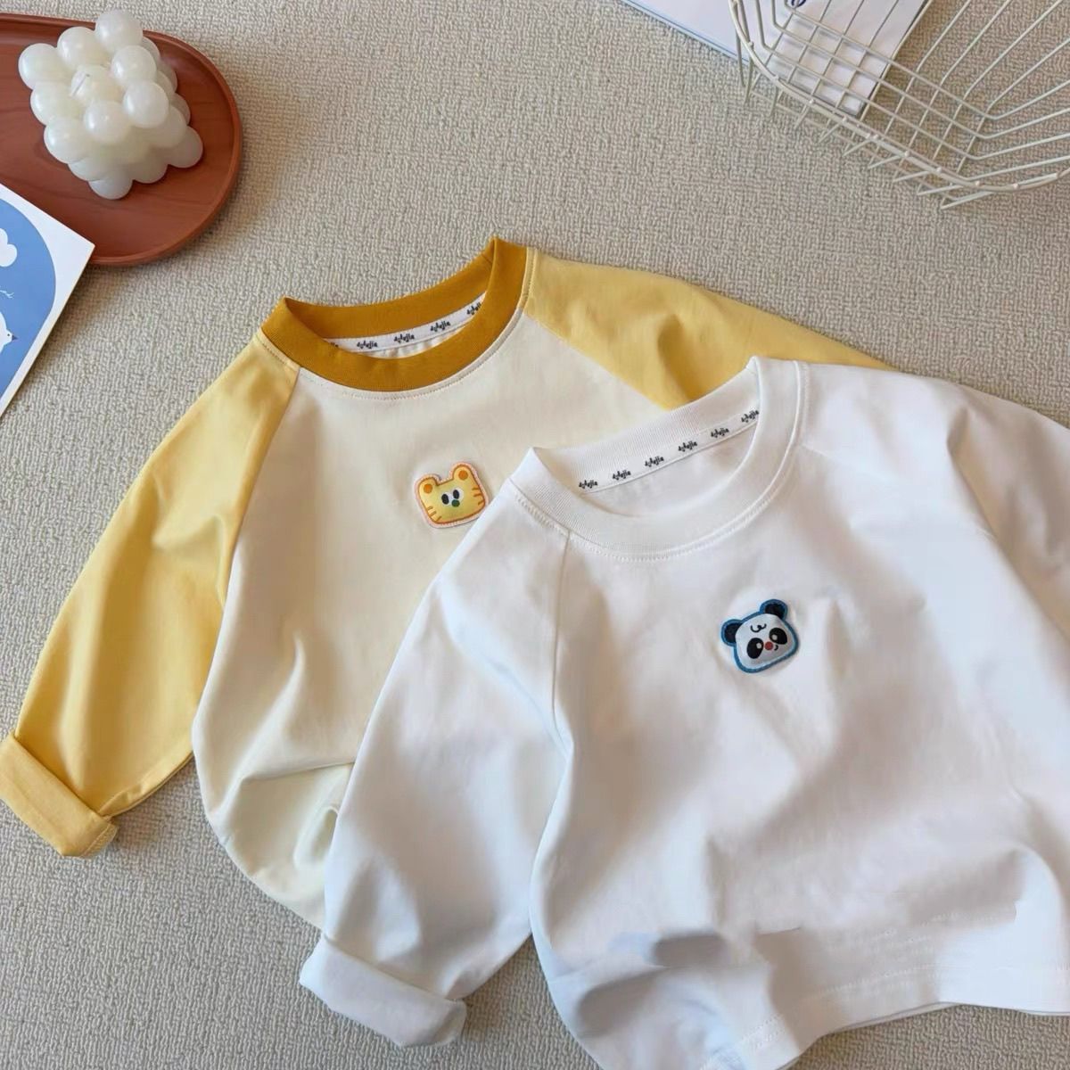 Cross-border children's autumn cute and versatile long-sleeved t-shirt, baby's 100% raglan sleeve simple and stylish top for boys and girls