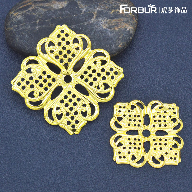 DIY喜糖盒装饰金片 镂空方形中国结金属花片 镂空正方形花片