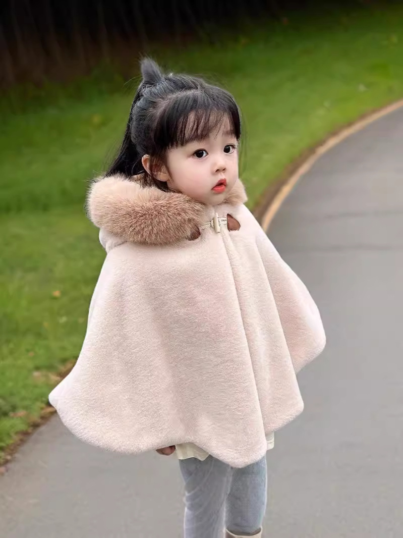 Ropa de bebé de peluche capa de recién nacido capa de otoño y invierno engrosar bebés de doble capa de chaqueta de lana de niñas