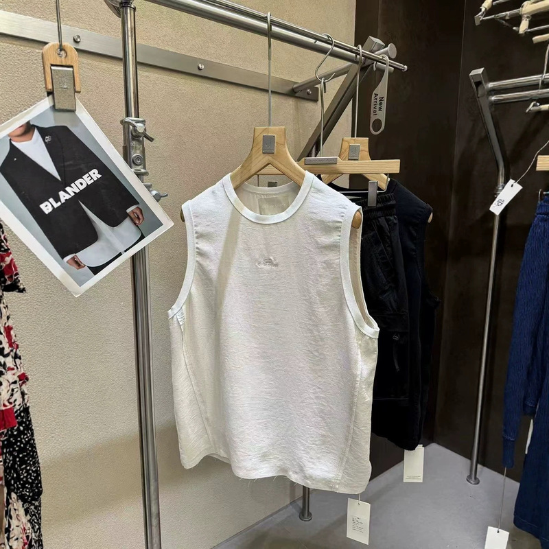 0819-50 is a top product! Light luxury line! High-end feel! FOG frayed edge men's sleeveless tank top 2659