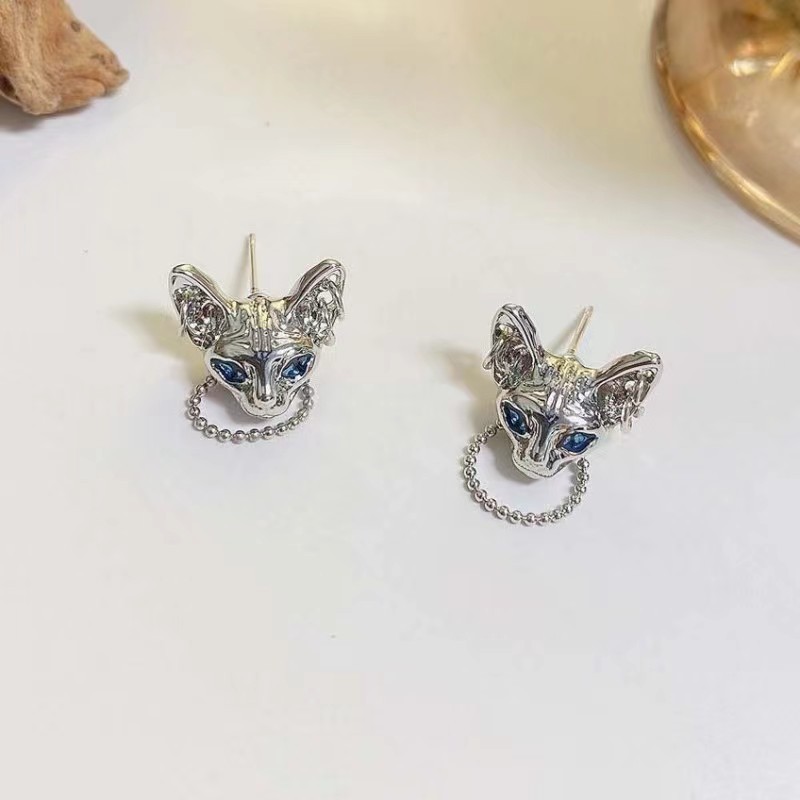Dark Cat Ear Stud Earrings For Women Minimalist Unique Design_voghion.com