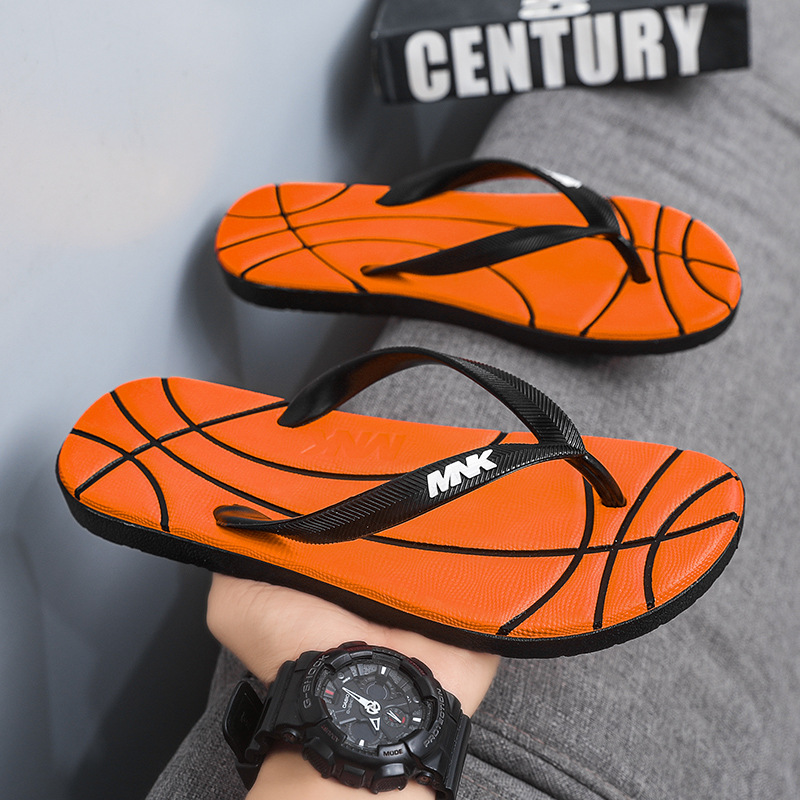 Chanclas de celebridades de Internet para hombres transfronterizos de gran tamaño verano nuevo estilo ropa exterior tendencia playa al aire libre chanclas para hombres en stock