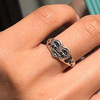 Black retro ring, set heart-shaped, simple and elegant design