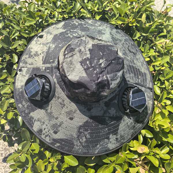Air fan solar-powered