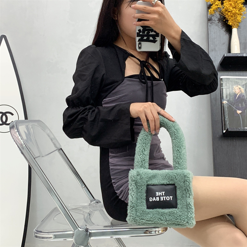 DCA4036AF4A8AD3EEAE2A24A6FAB8B