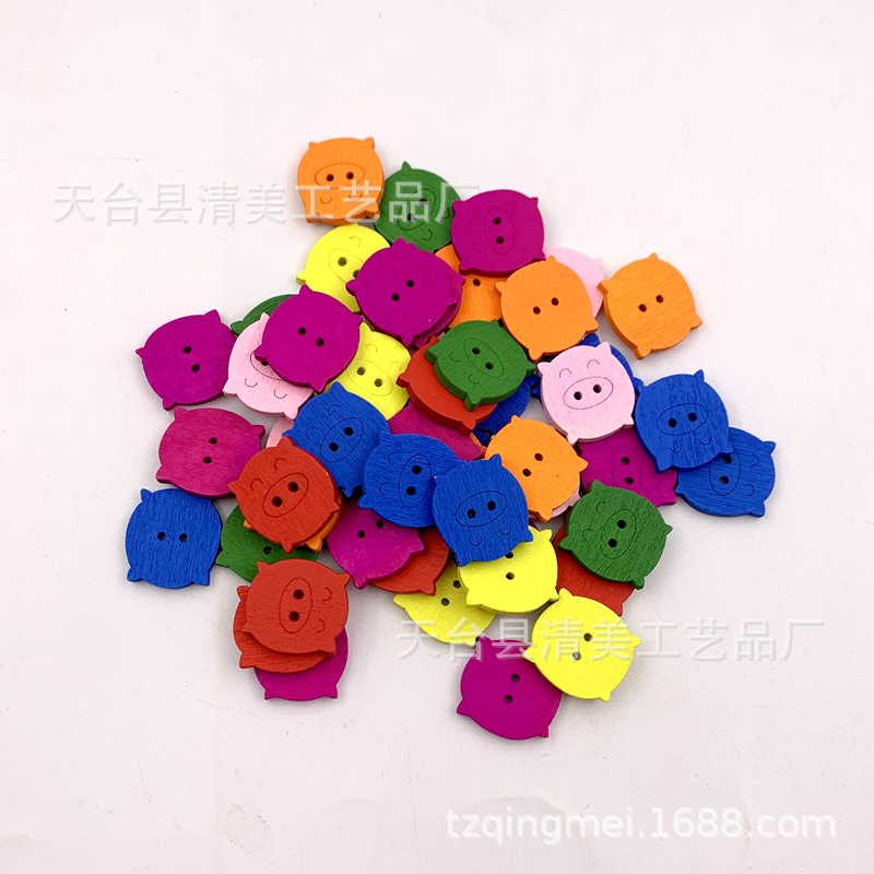 16*17*3mm color de dibujos animados lechón hermosa decoración niños dibujos animados de madera cabeza de cerdo 50 piezas por paquete