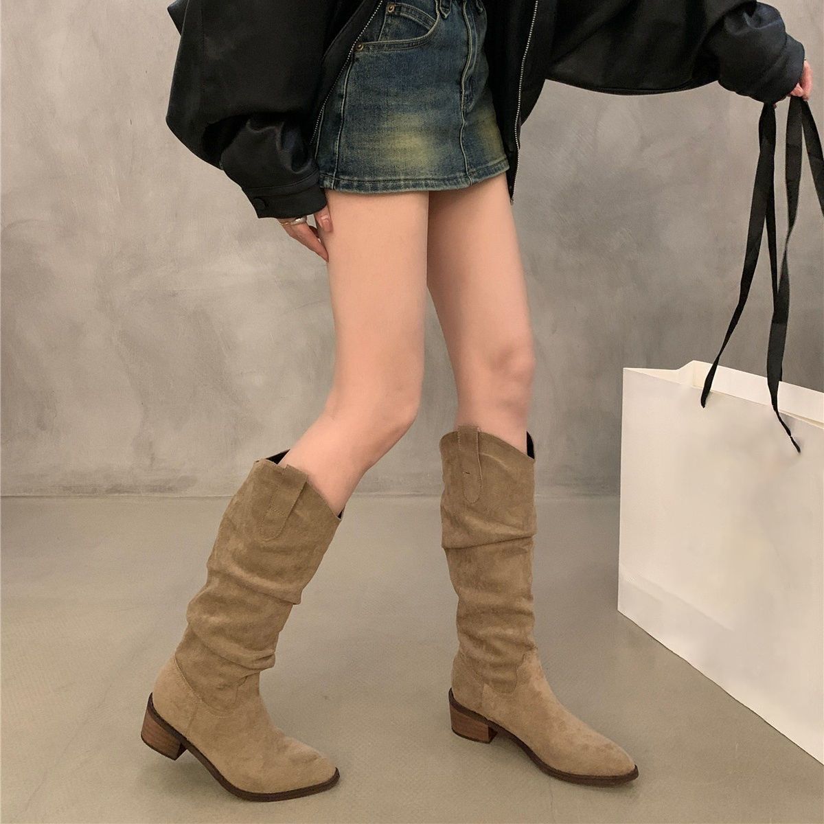 Punches grueso plegado pila de botas de cilindro alto para mujeres 2026 nueva primavera de moda universal botas delgadas Martin