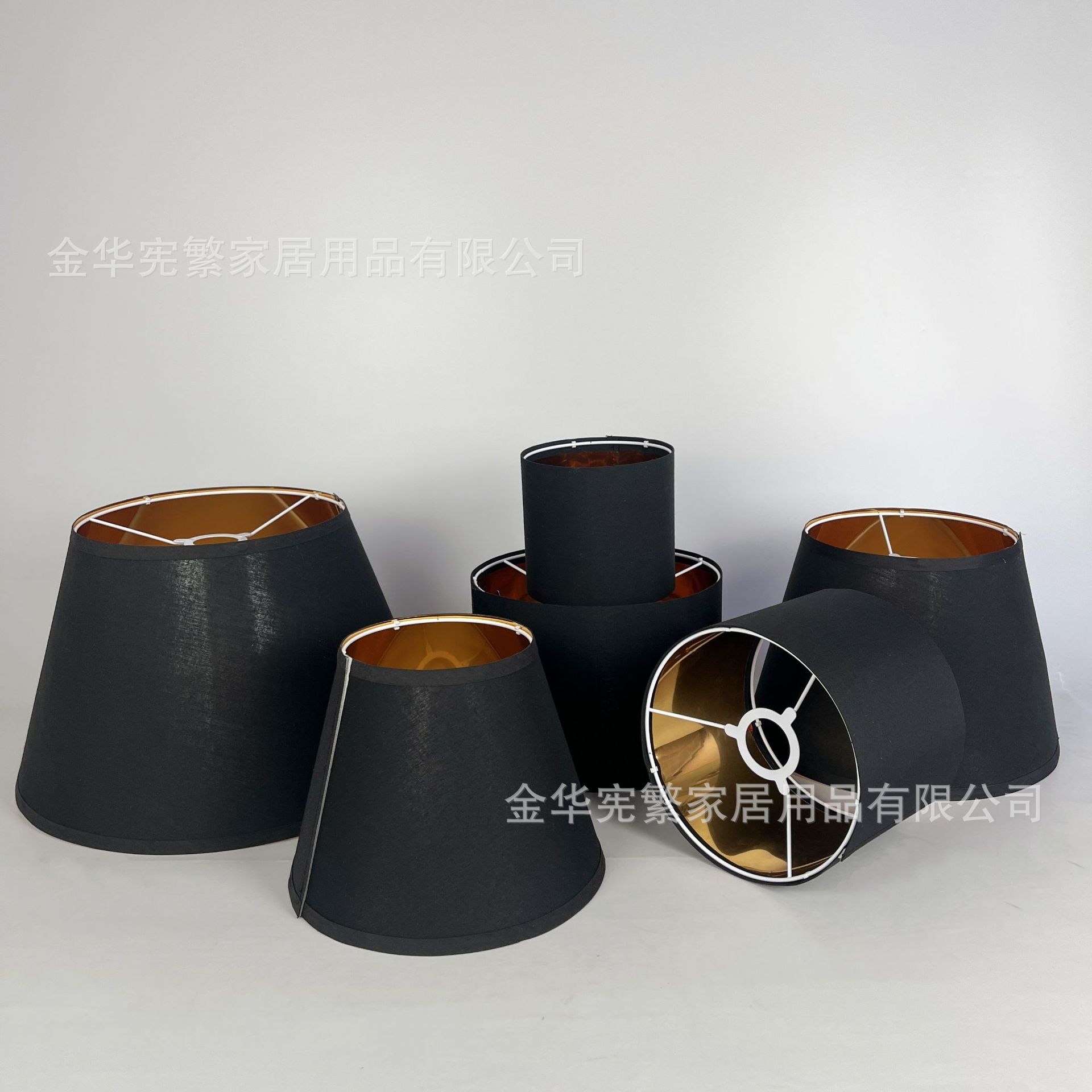 E27 redondo KD recto desmontaje TC tela exterior negro oro interior cubierta de lámpara de PVC Europa América nórdica hotel dormitorio lámpara de escritorio candelabrera