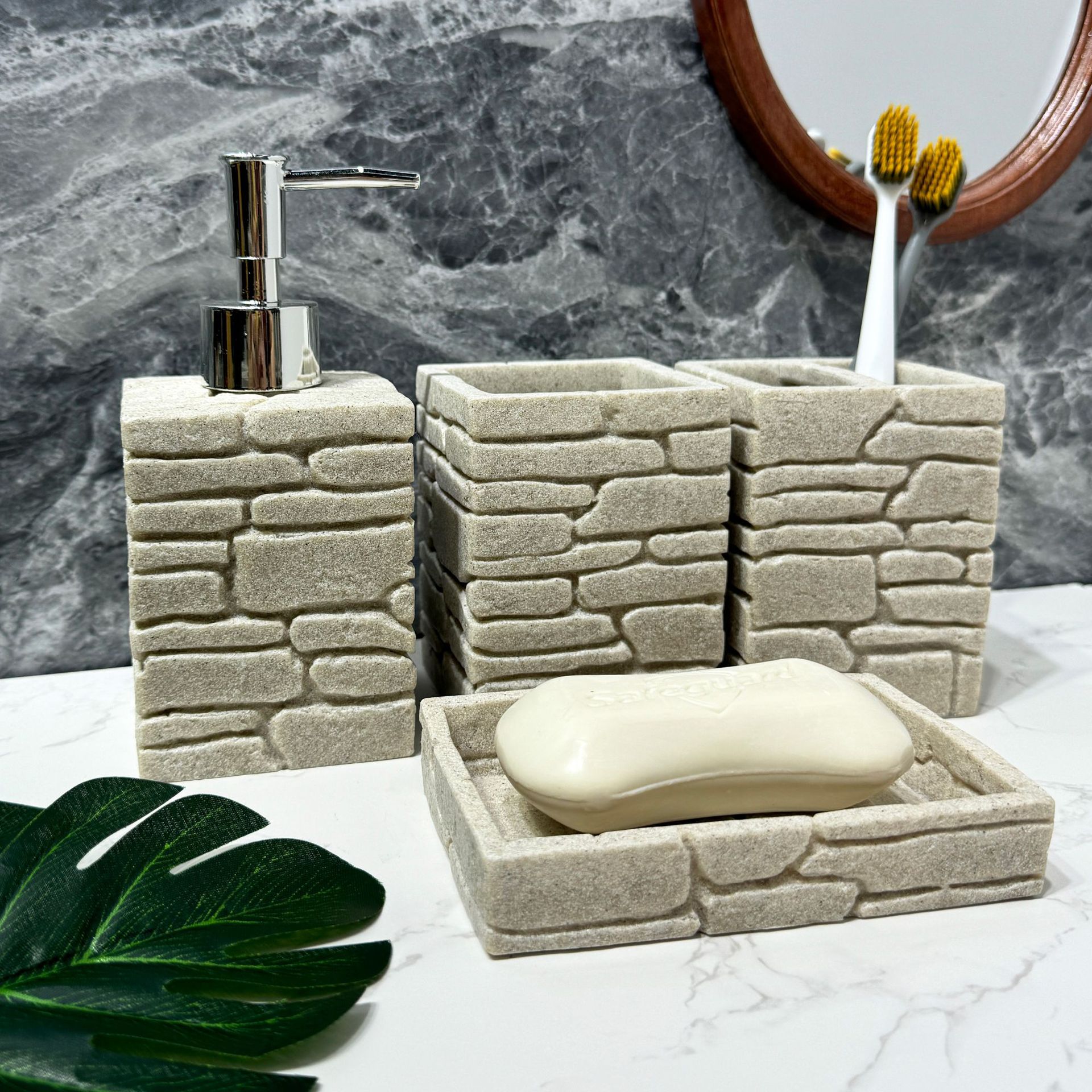 Imitación de diseño de arena y grava, baño de cuatro piezas, juego de decoración de baño de hotel de estilo europeo, botella de desinfectante de manos transfronterizo