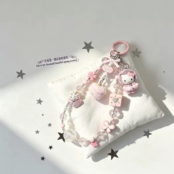 Pink-themed Hello Kitty cat phone lanyard, beaded phone chain, CCD camera, Polaroid, bag hanging chain