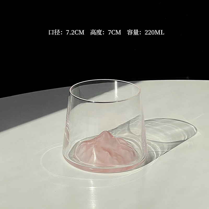 짧은 스타일의 프로스트 파우더