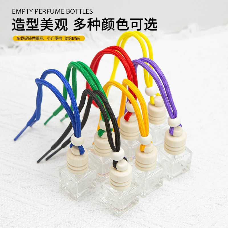 Оптовая продажа 8ml Квадратная автомобильная бутылка для расширения парфюмерной бутылки подвеска мини стеклянная бутылка для ароматерапии автомобильная бутылка для парфюмерии