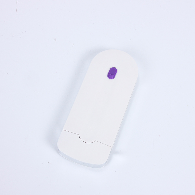 12811398990_1904989029