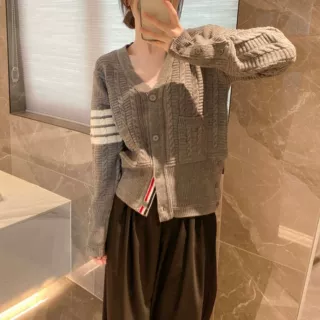 tb韩系v领羊毛针织开衫外套女慵懒风宽松外搭秋冬气质麻花毛衣潮