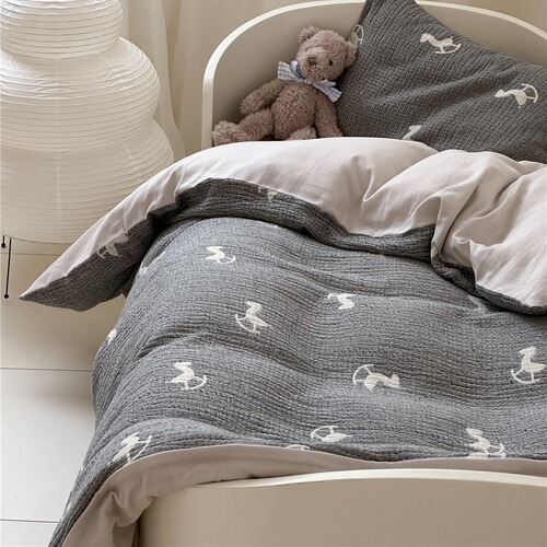 Soft and cute three-layer gauze pure cotton bed set of three or four pieces of cotton sheets jacquard student dormitory bedding