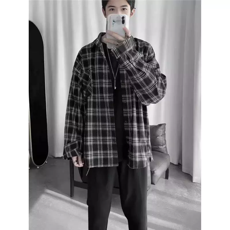 2025 Весенне-осенний стиль Ретро рубашка с длинным рукавом для мужчин Модная свободная рубашка в стиле Гонконг Классическая повседневная клетчатая рубашка-жакет.
