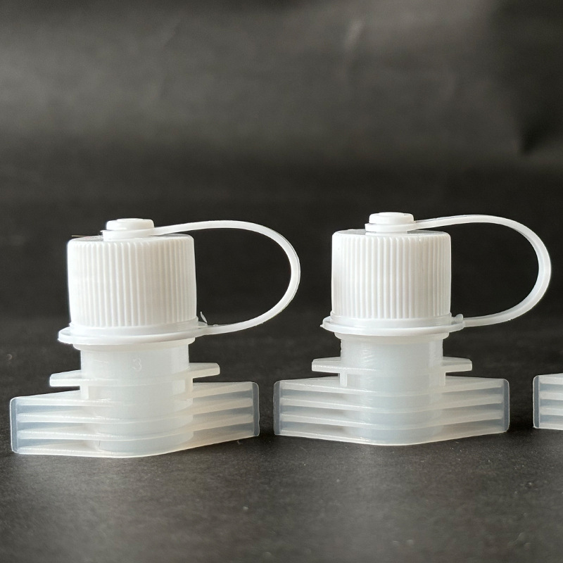 批发自立袋塑料盖运动水袋饮品袋瓶盖PP旋转盖密封螺旋盖防漏