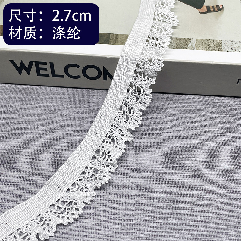 �ֻ��������ڻ����οո��� �·�ȹ��ƴ���е���˿���߰�ɫ���