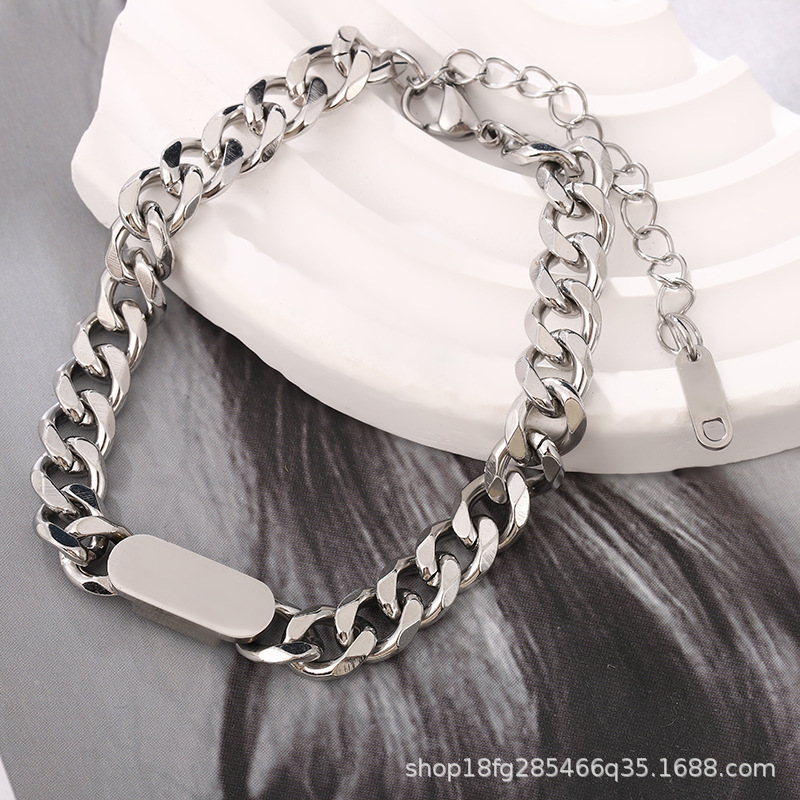 Cuban Bracelet for Men, Titanium Steel, Non-Fading, New Punk Style, Niche Design, Versatile for Women, Simple Yiwu Accessories and Jewelry Cuban Bracelet for Men, Titanium Steel, Non-Fading, New Punk Style, Niche Design, Versatile for Women, Simple Yiwu Accessories and Jewelry
