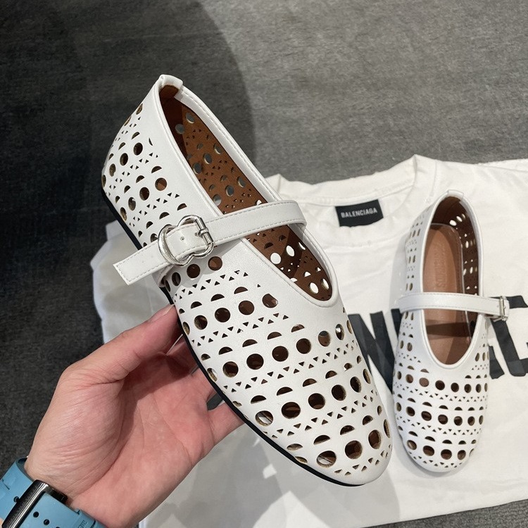 Cowhide 버전 ~ 봄과 여름 정품 가죽 얕은 입 한 단어 버클 할로우 라운드 헤드 플랫 하단 싱글 레이어 신발 여성 발레 가죽 신발 추가