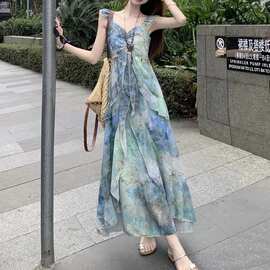 复古温柔风油画晕染吊带连衣裙女装夏季新款荷叶边设计感显瘦长裙