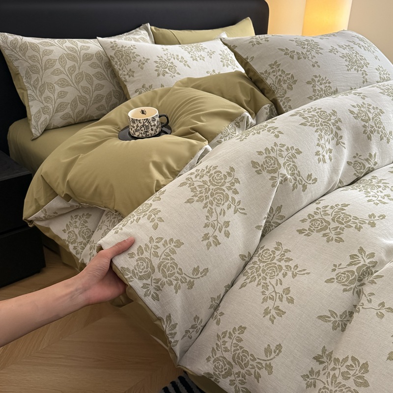Jacquard grueso molido de algodón de tres capas de hilo de cuatro piezas de un conjunto de sábanas de algodón de clase A de tres piezas de ropa de cama de otoño y invierno 4