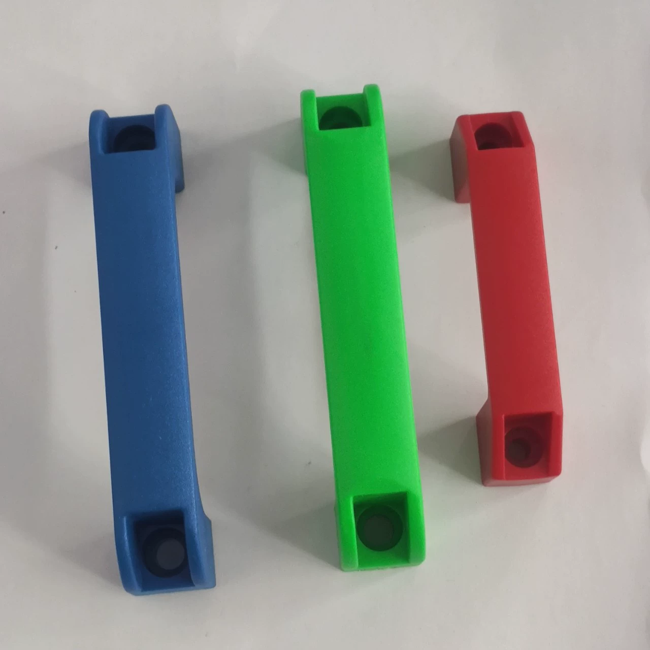 Ручка двери шкафа оптовой ручки машинного оборудования промышленной пластиковой электрической ручки двери шкафа открытая квадратная