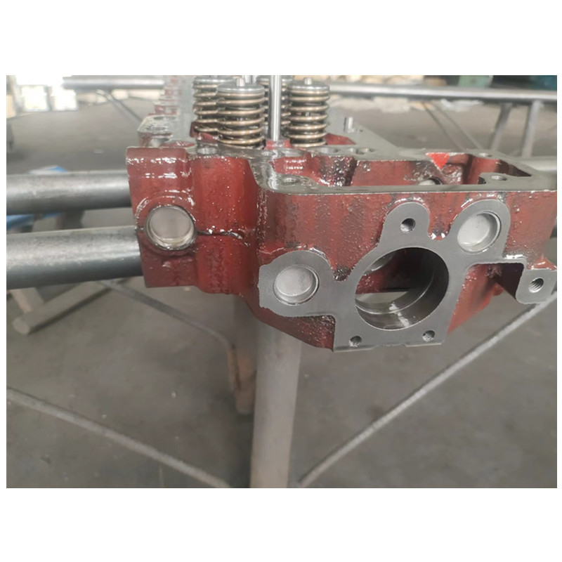 Factory direct diesel engine cylinder head assembly J05C four-cylinder cast iron cylinder head assembly J05C