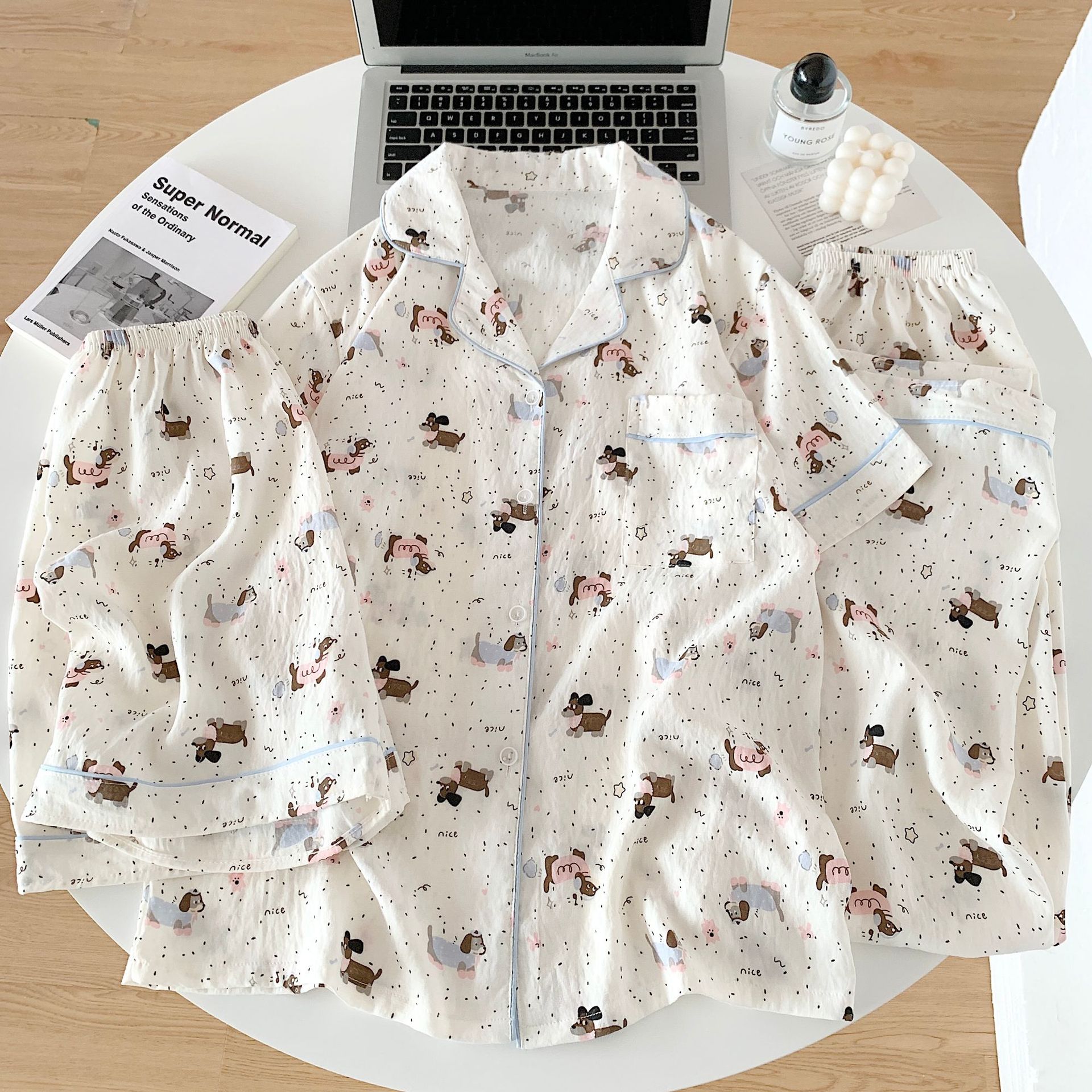 Al por mayor transfronterizo de tres piezas nubes algodón pijama cardigán con solapa mangas cortas pantalones cortos de dibujos animados a cuadros ropa para el hogar