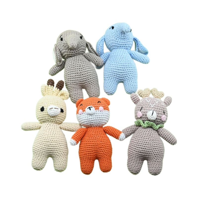 Nuevo estilo creativo tejido a mano ganchillo campana peluche muñeca caja de regalo animal de punto muñeca de bricolaje para niños