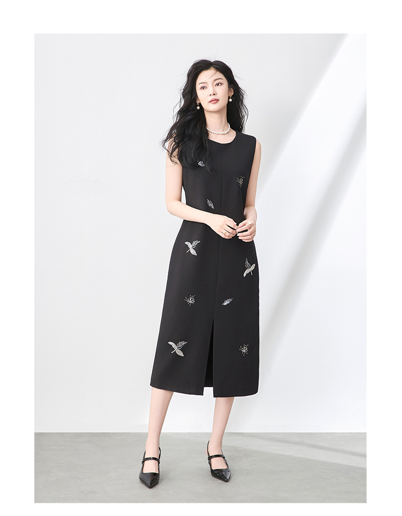 Váy liền thân nữ cổ tròn không tay đính hạt sequins tôn dáng — Màu đen chi tiết 7